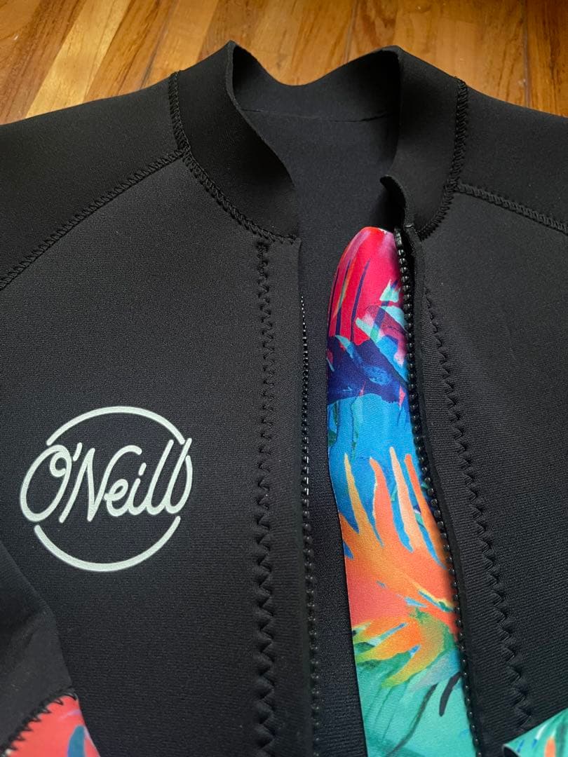 O'Neill ウェットスーツ