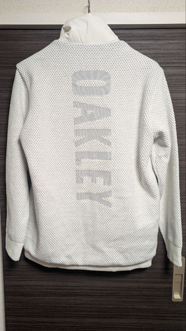 OAKLEY ホワイト ジップアップジャケット