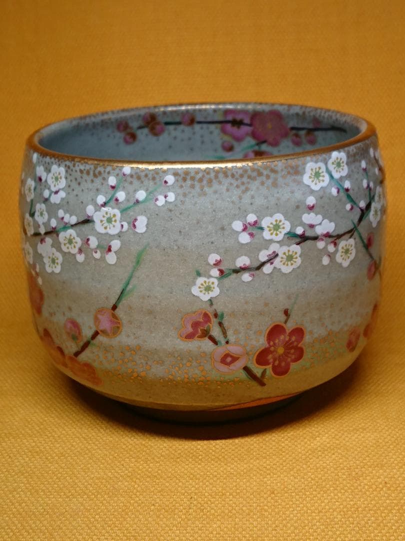 【美品】茶碗　金彩　紅白梅　茶道具　置物　インテリア　工芸品　美術品　A1448