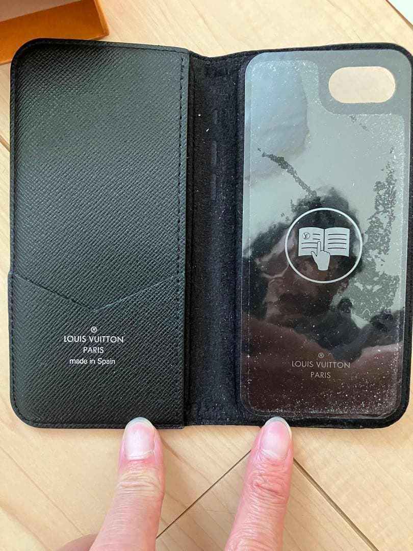 LOUIS VUITTON ルイヴィトン iPhone 手帳 正規品