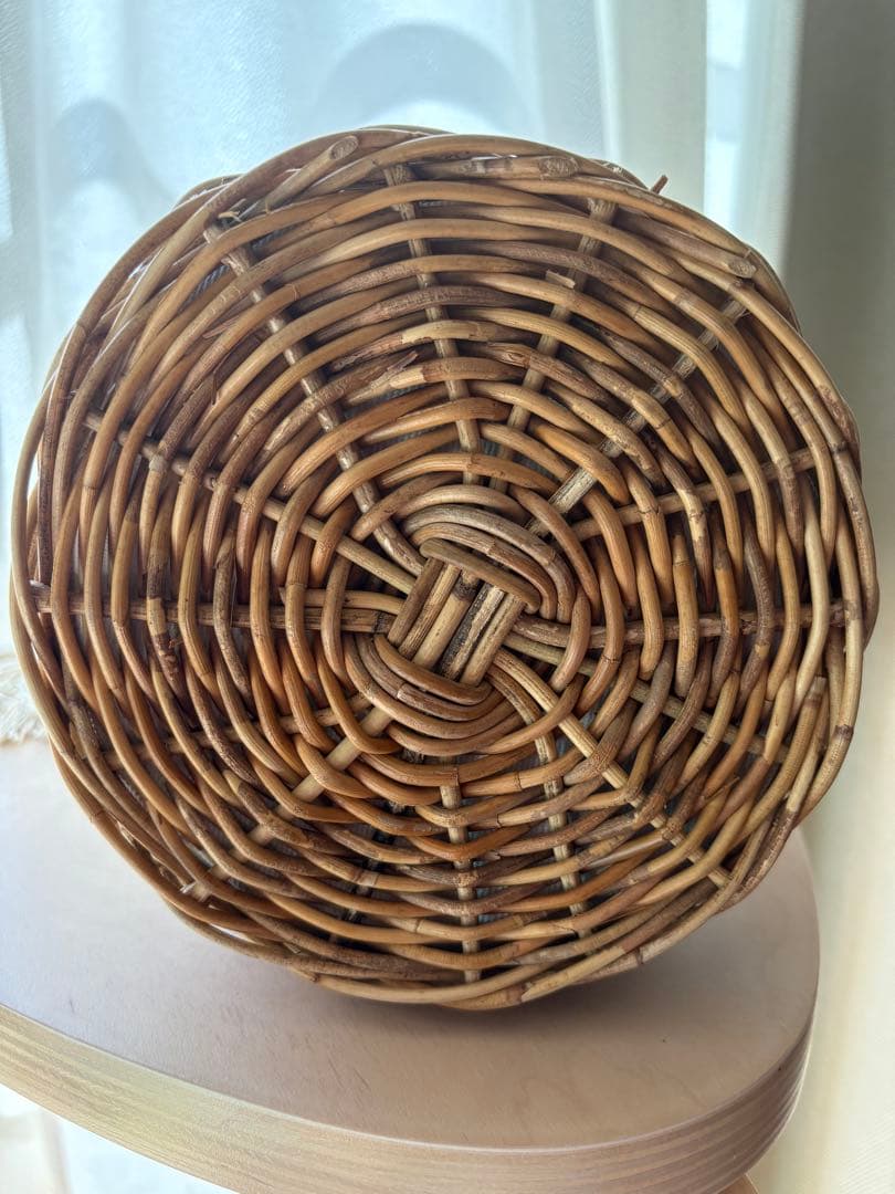 マニマリス MANIMARIS フリンジ付き かごバッグ 籠 ナチュラル 夏