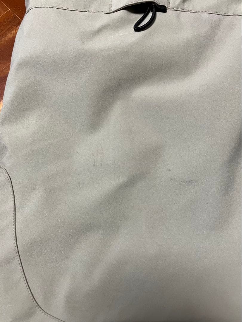 【最終値下】NNOUM スキー、スノーボードウェア(上下セット)