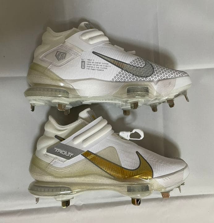NIKE 野球 スパイク トラウト7 25cm ホワイト ゴールド シルバー