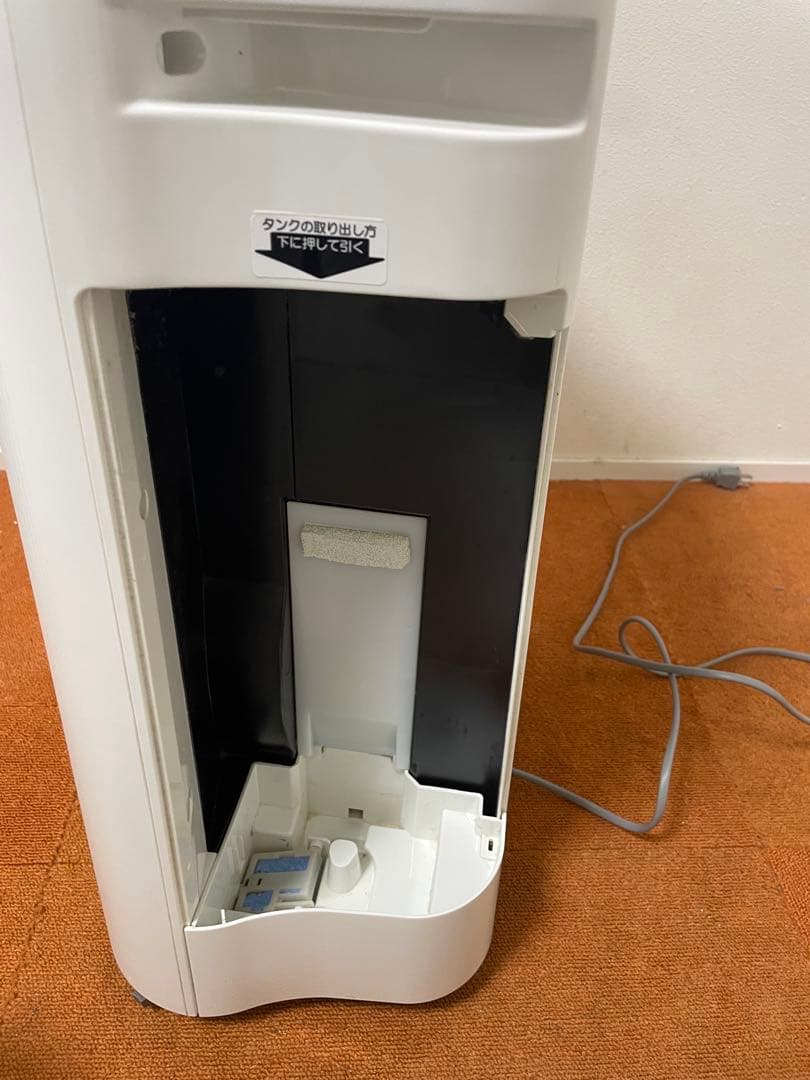 a.j【2022年製】SHARP加湿空気清浄機　KC-F70-W　ホワイト