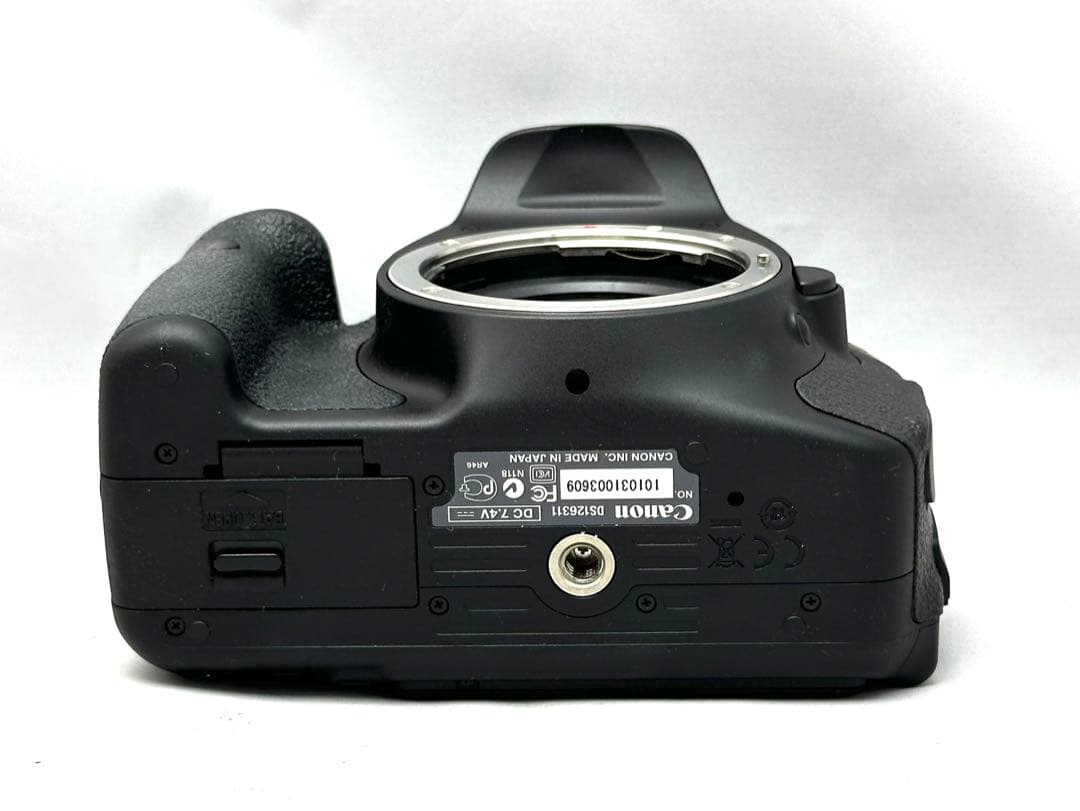 未使用に近い極美品！Canon EOS Kiss X5 ダブルズームレンズキット