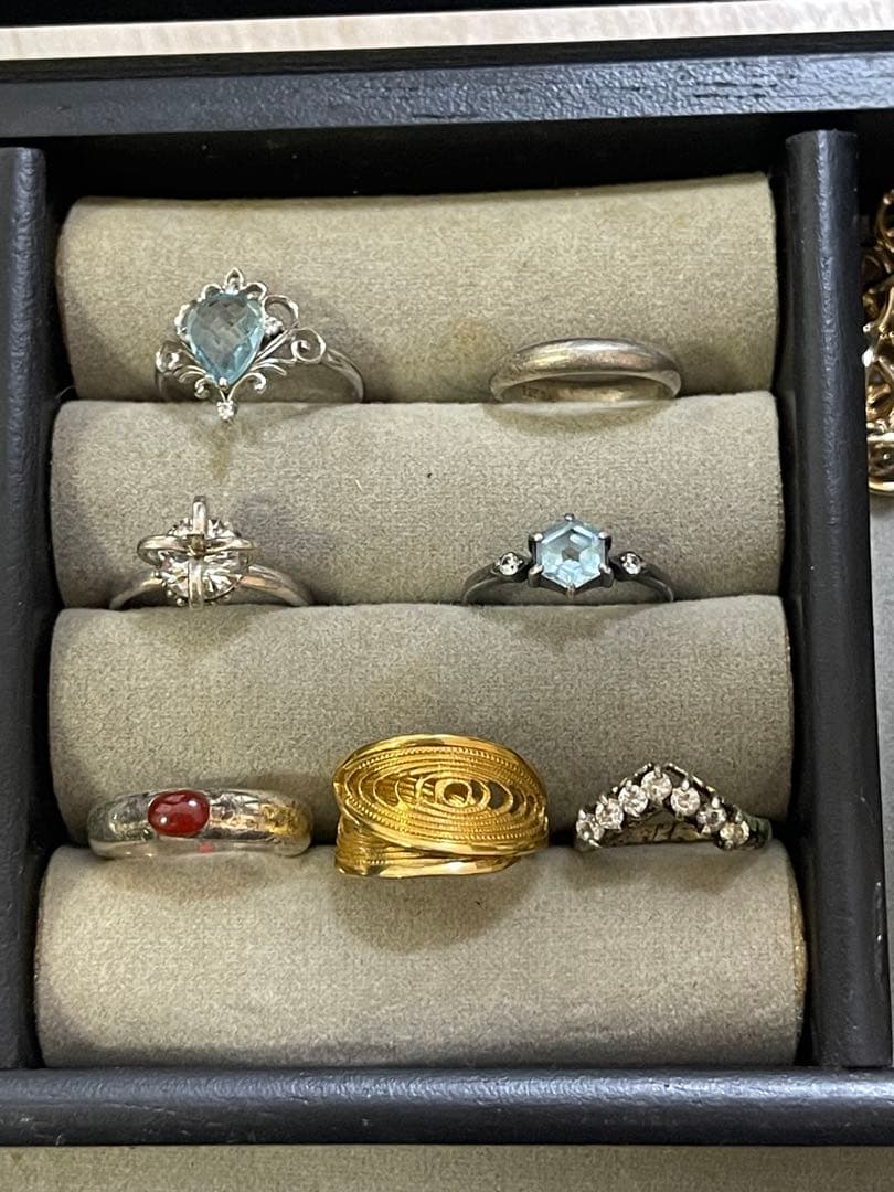 W*E様 遺品整理　生前整理アクセサリーまとめ売り