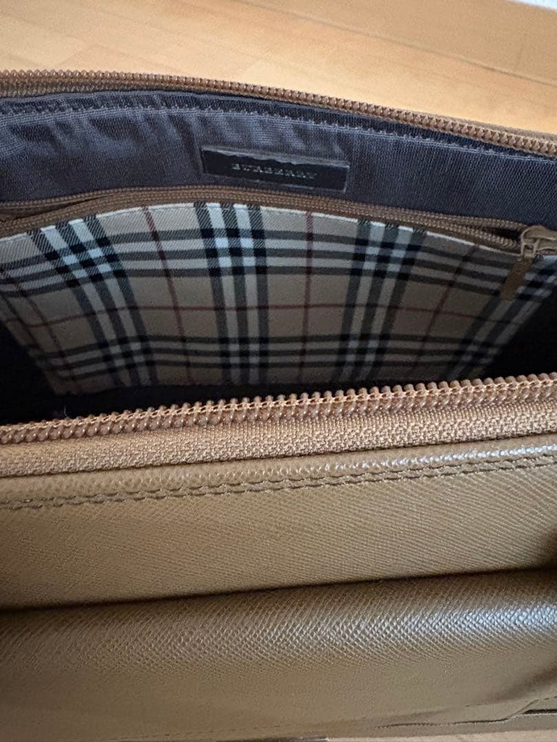BURBERRY ブラウン ハンドバッグ 中型
