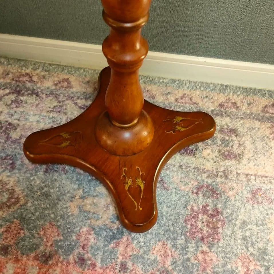 Bombay Company サイドテーブル アンティーク調 クラシック家具