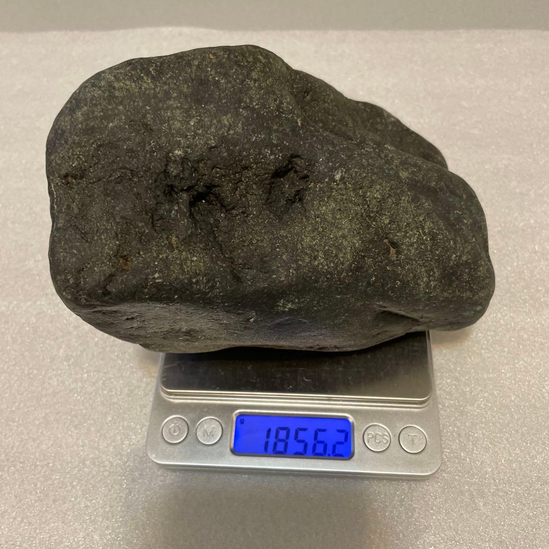 八海石　天然黒石　5個セット 水槽用レイアウト　9.5kg