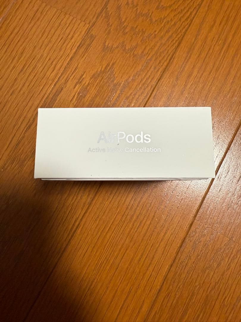 新品未開封　Apple AirPods 4 アクティブノイズキャンセリング搭載