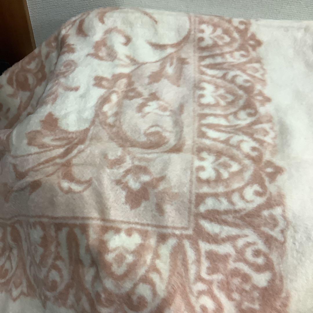 7587⑩京都西川　シルク毛布 140cm×200cm