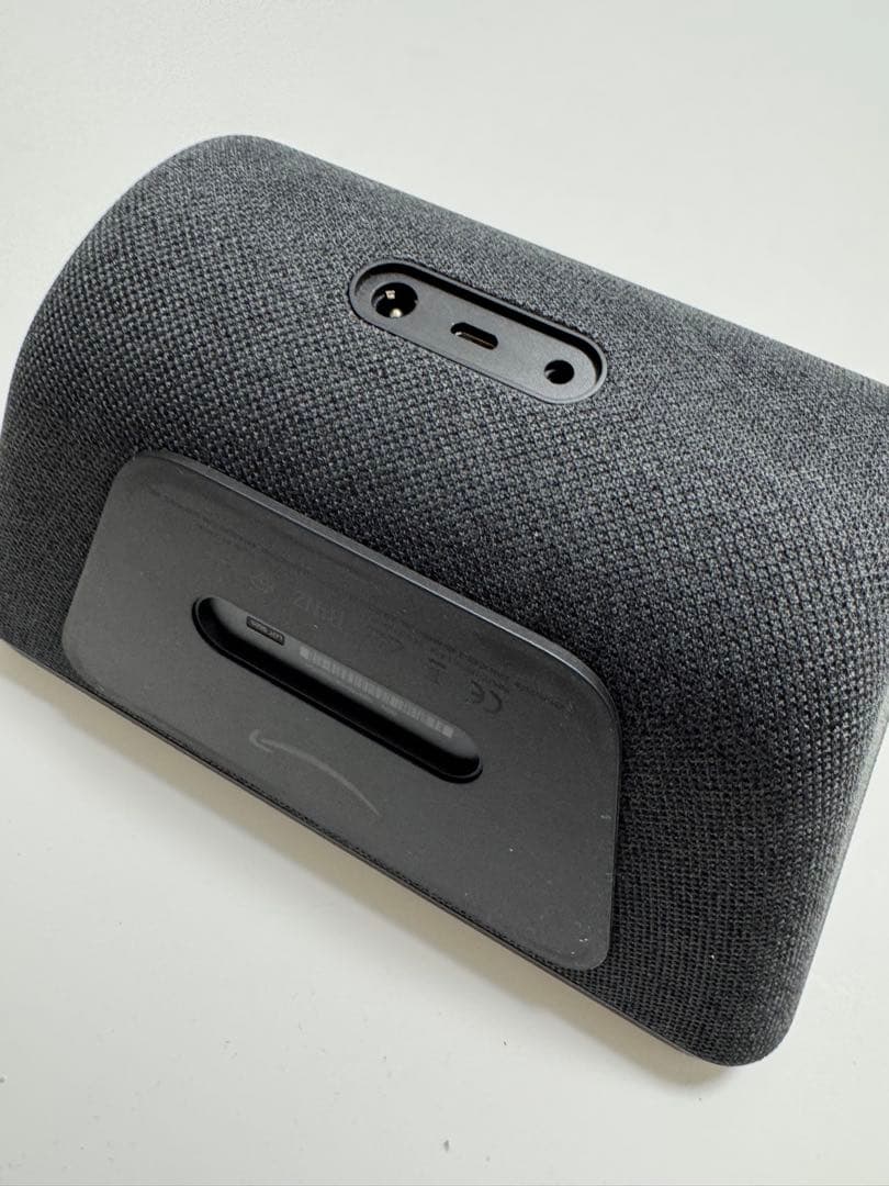 【美品】Echo Show 8 (エコーショー8) HDスマートディスプレイ