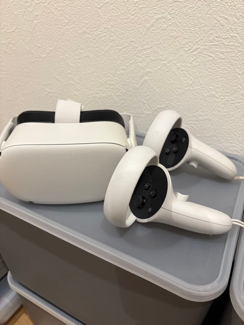 スマホアクセサリー  Quest 2  Quest 2 64GB VR
