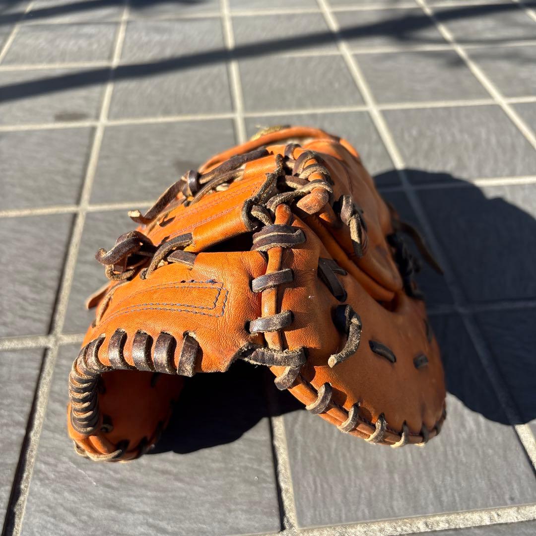 Under Armour 硬式用 ファーストミット オレンジ