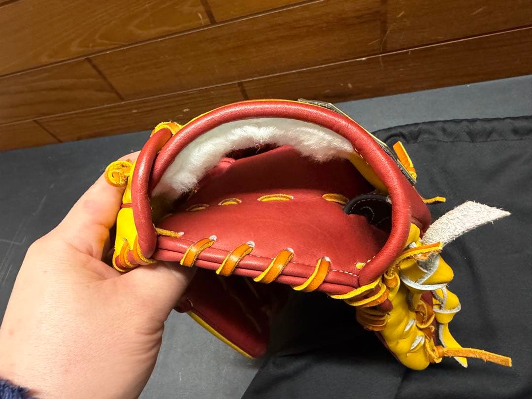 ゼット　プロステイタス軟式　内野手用　今宮モデル　湯もみ型付け済