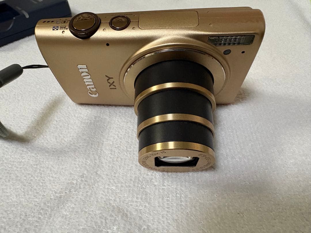 Canon IXY620Fデジタルカメラ　バッテリーチャージャーセット