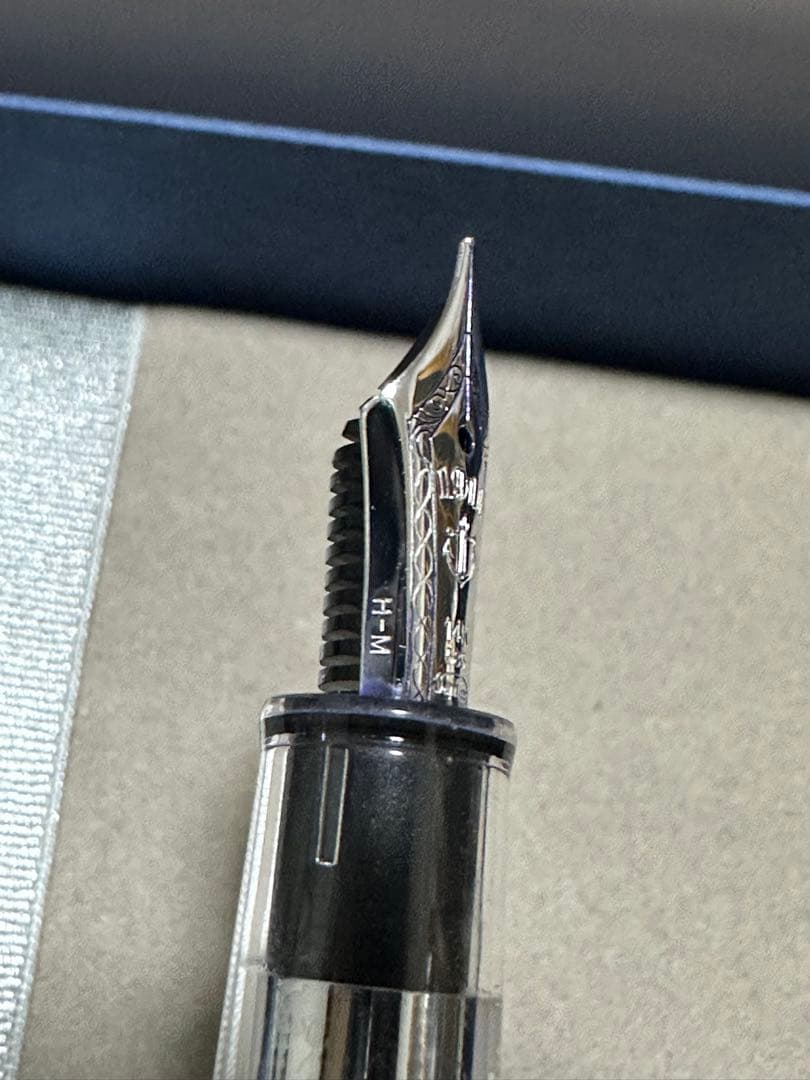 ヘ*ツ様 セーラー万年筆　プロフェッショナルギアスリム　スケルトン