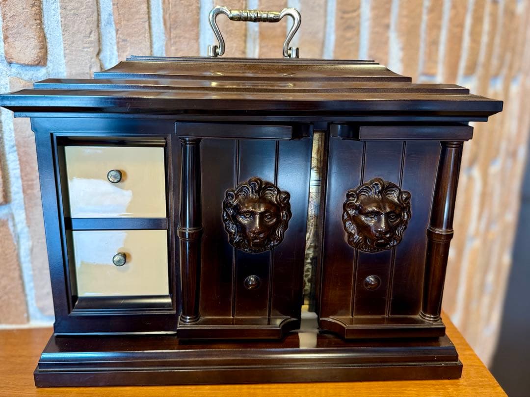 アンティーク風 置き時計／鍵収納・小物入れ付き】