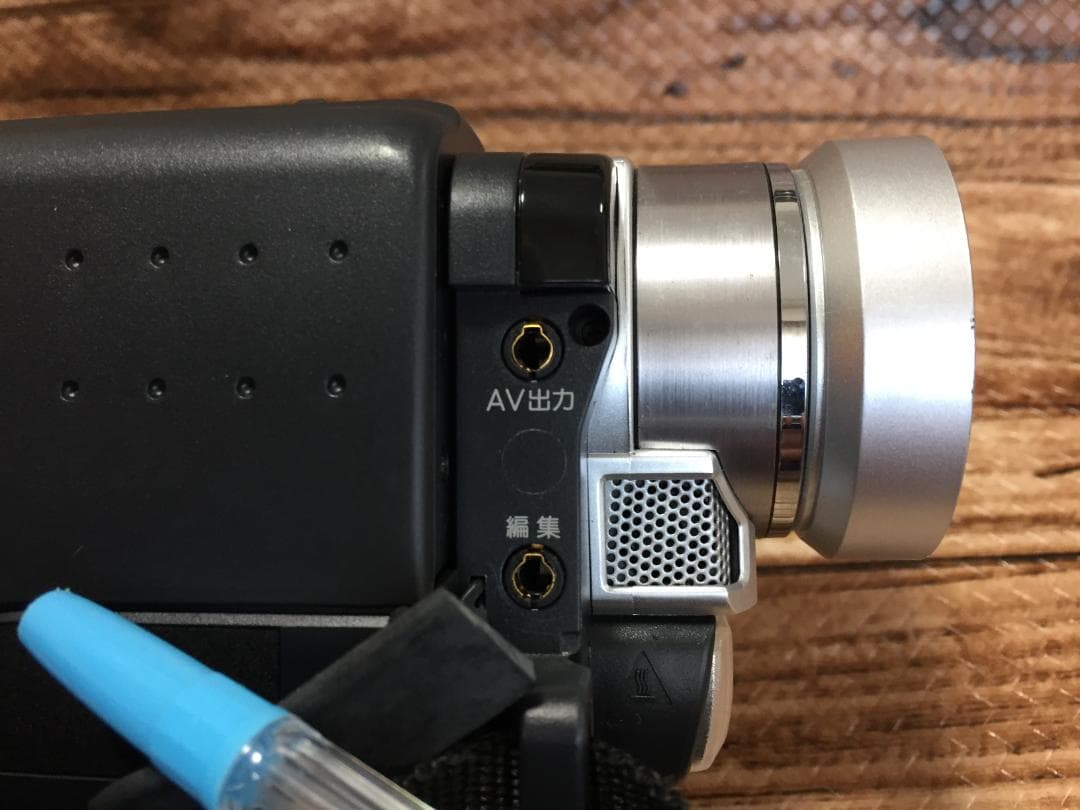 撮影再生ダビングOK　Victor　GR-DVF305K　付属品有　液晶大画面