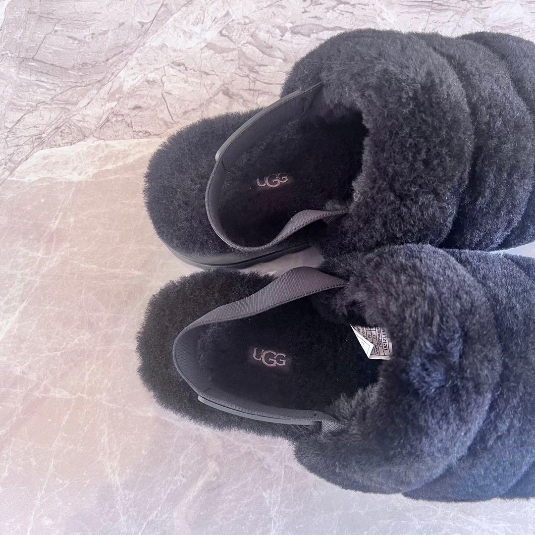 美品✨ UGG アグ スーパーフラッフ ブラック 24.0