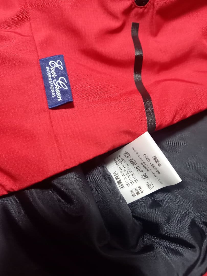 美品　エバーグリーン●E.G.ライトフーディージャケット●Mサイズ　レッド