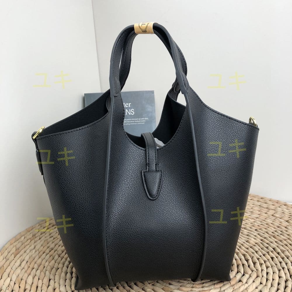 トッズ Tタイムレス スモール ショルダーバッグ ブラック