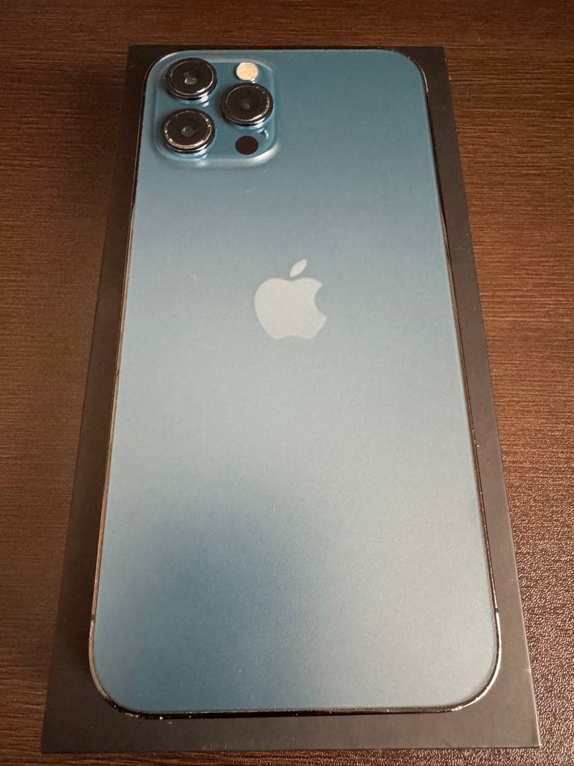 iPhone 12 pro max 256GB simフリー 美品純正レザー付き