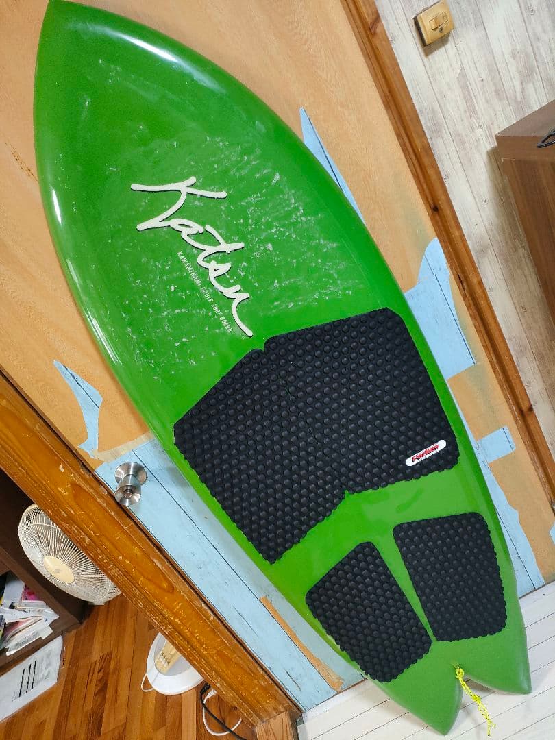 カツカワミナミ　ニーボード 長さ5.6
