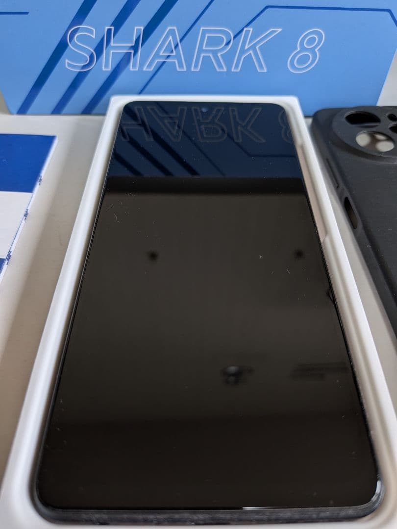 Blackview Shark 8 本体 ケース付き