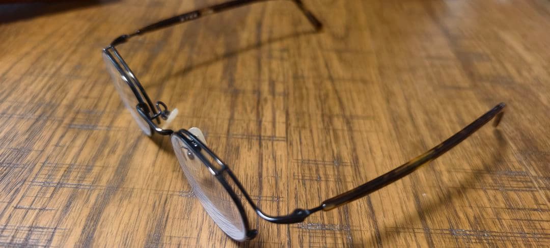 あんばさだー　金子眼鏡　鼈甲　二重フレーム
