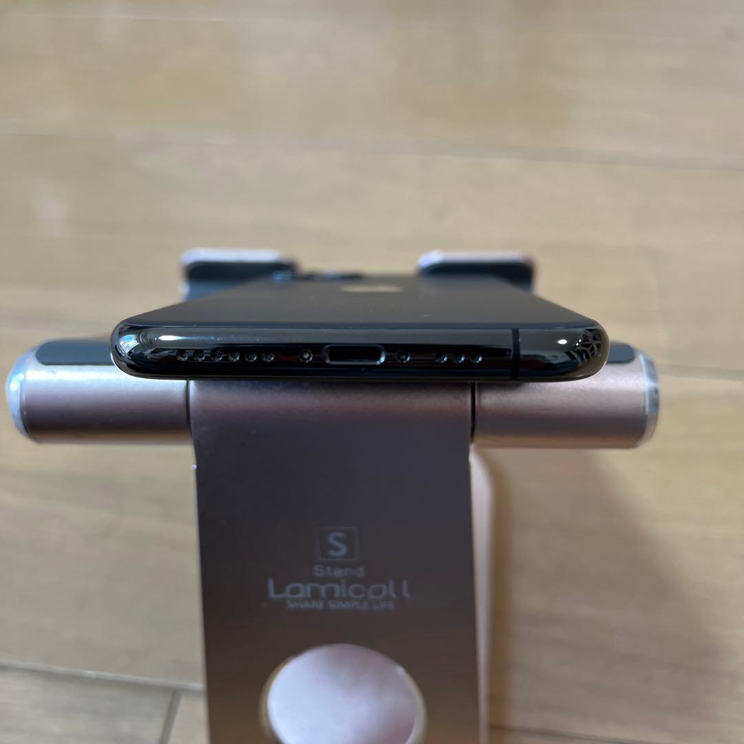 新品ケース付！超美品！iPhone11 pro 256GB SIMフリー