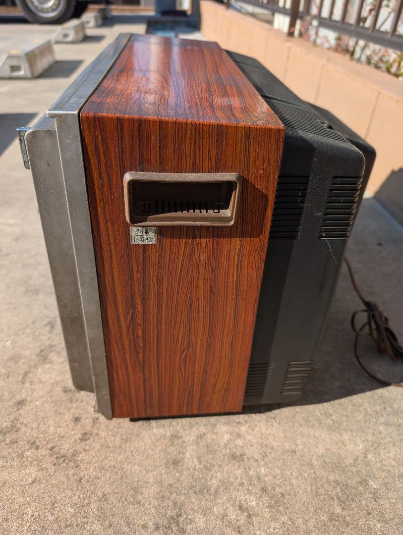 希少！！ビクター カラーTV　c-3514型 ブラウン管TV 木目調　ジャンク