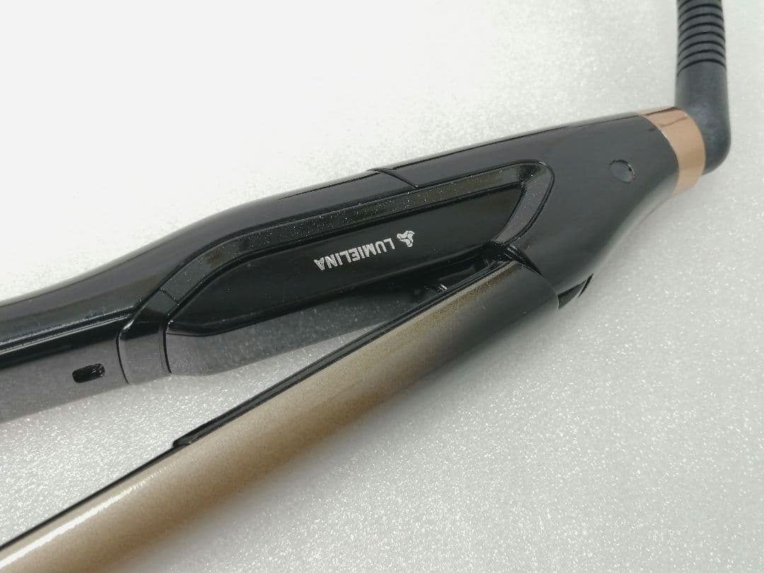 ヘアビューロン　4D Plus　ストレートヘアアイロン　リュミエリーナ　63