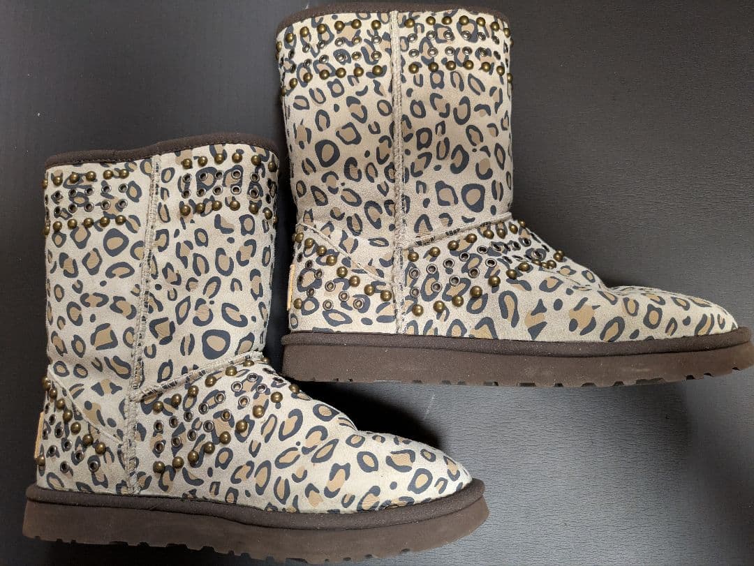 UGG & JIMMY CHOO ヒョウ柄ムートンブーツ 8