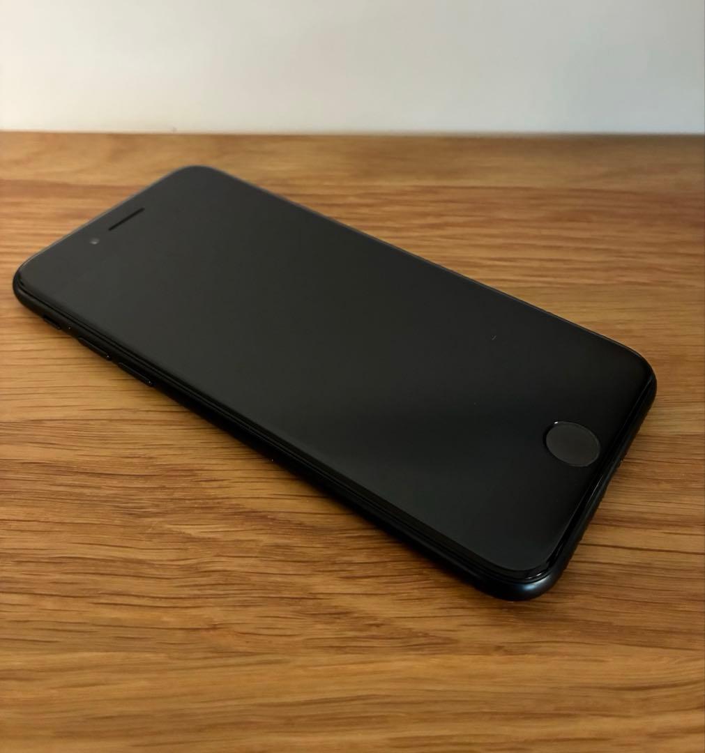 【美品】iPhone se 第3世代 128GB SIMフリー 箱付き