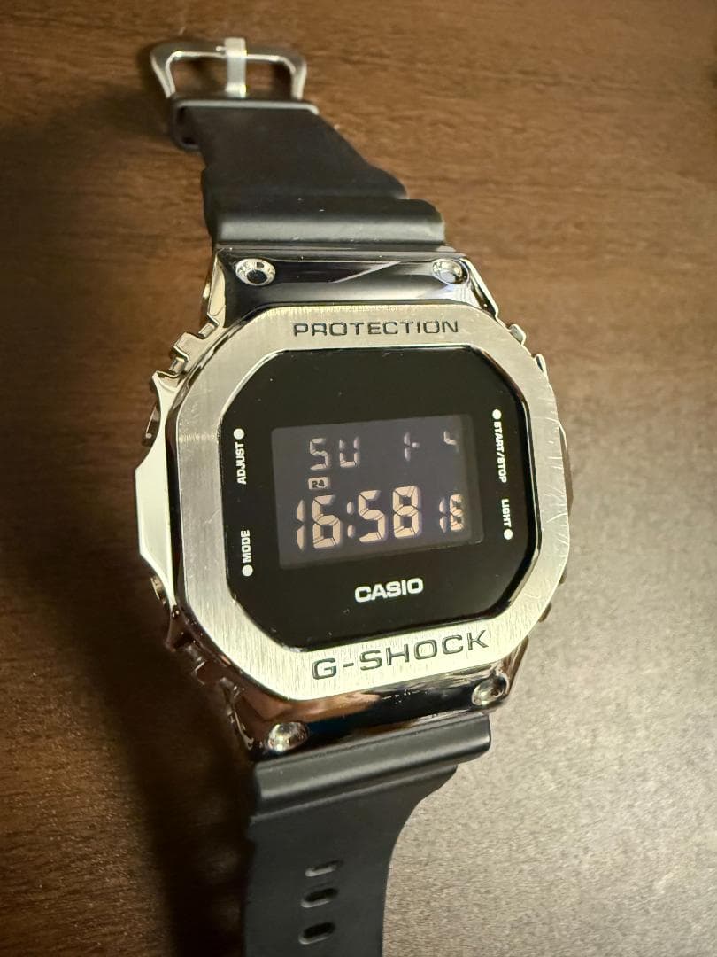 【美品！早い者勝ち！】G-SHOCK GM-5600U-1JF