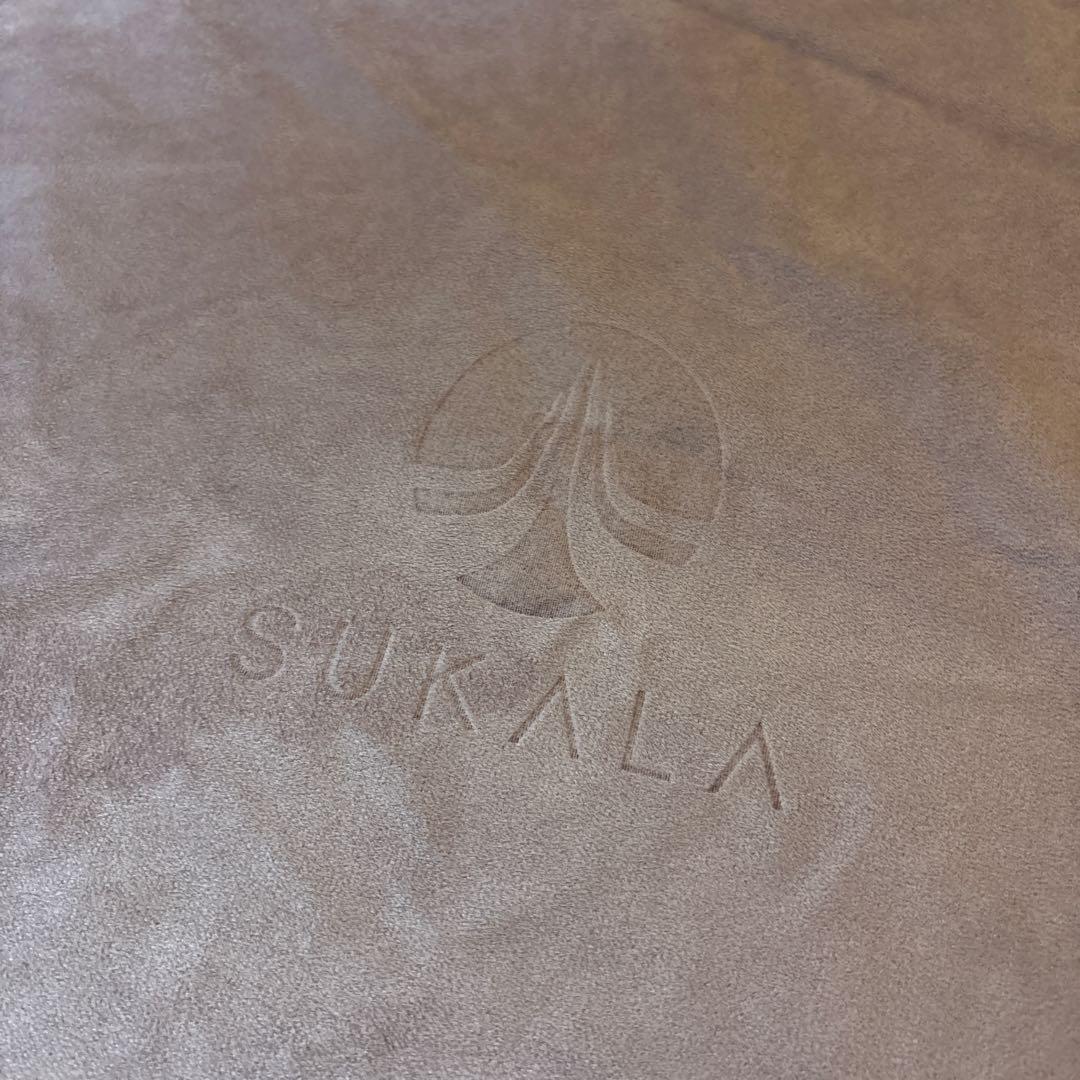 【ホットヨガ LAVA】SUKALAヨガウェア&ヨガマットシート