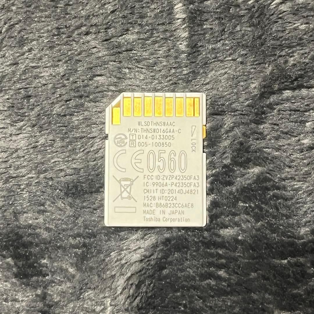 Canon EOS Kiss X8i 一眼レフカメラセット（レンズ3本付)