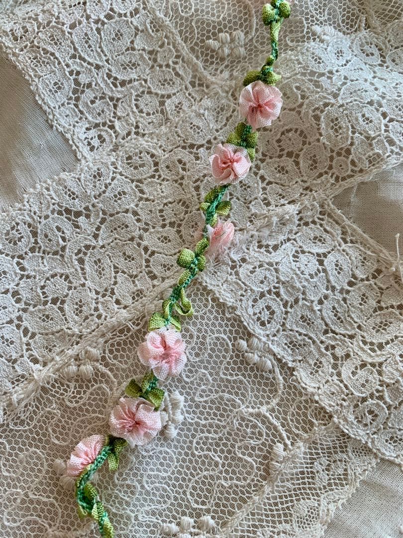 フランスビンテージ／アンティーク　ピンクフラワーロココリボン ※20cm〜カット