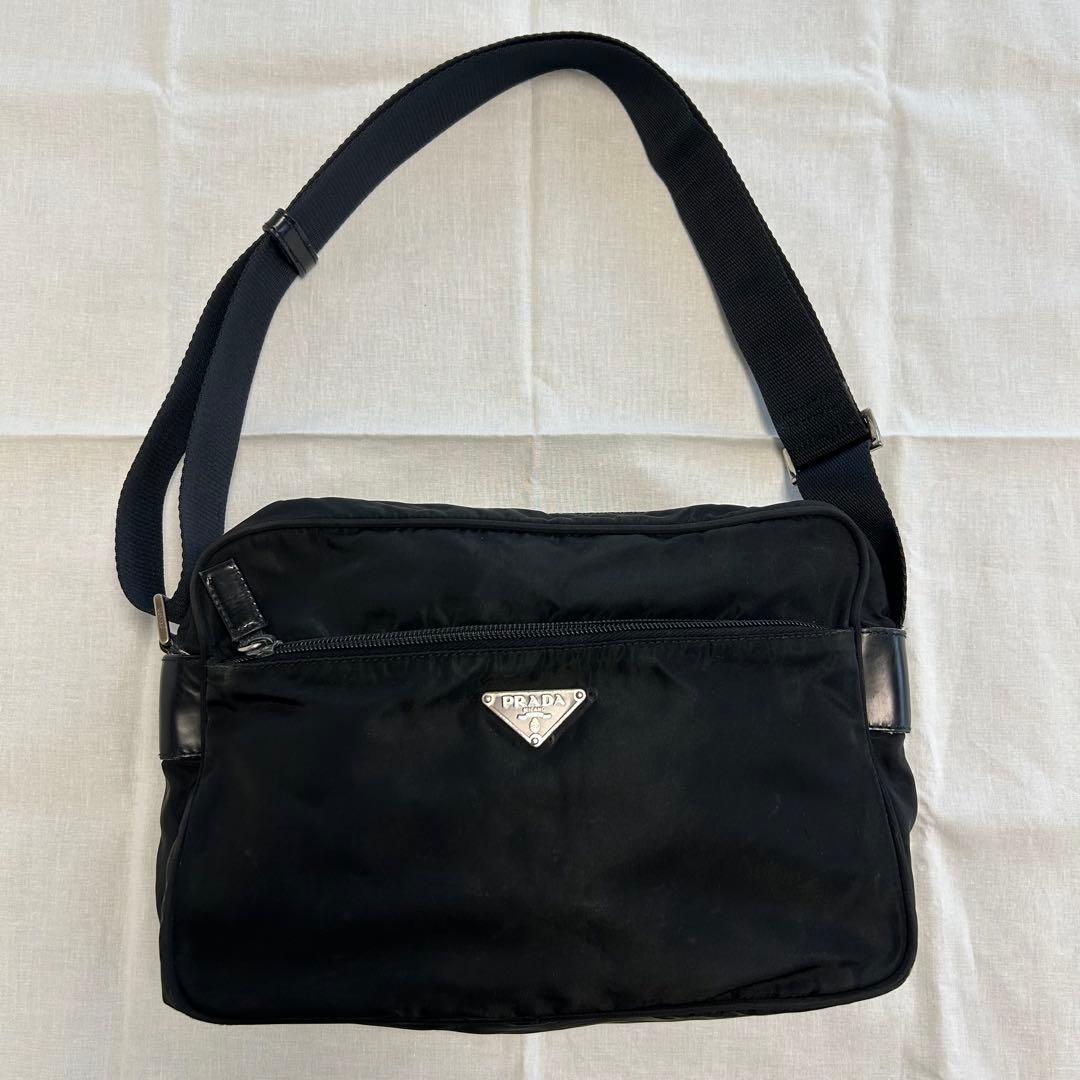 【訳あり品】プラダ ショルダーバッグ ブラック 三角ロゴ ナイロンBT0166