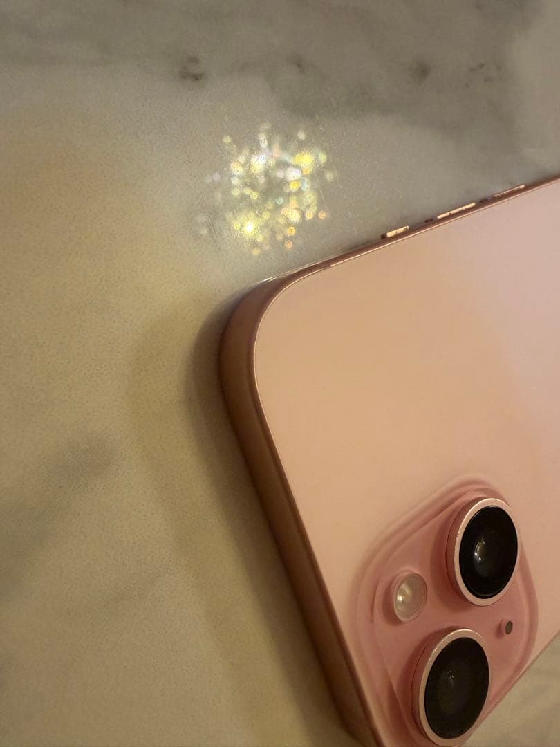 iPhone15ピンク 本体　256ギガ