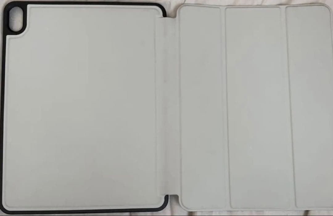 Apple iPad Air 第五世代（M1）　ブルー　64GB
