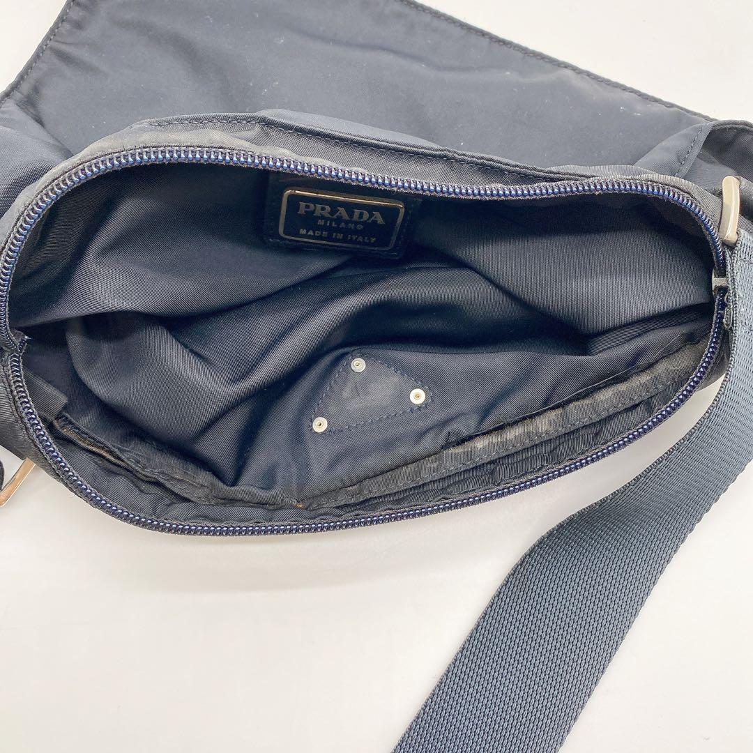 PRADA プラダ ナイロン ショルダーバッグ 三角ロゴ ブラック　男女兼用