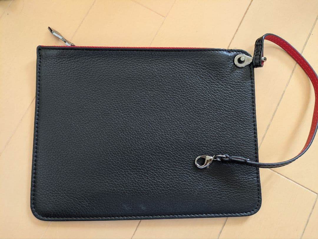 ★ルブタン スタッズ付き黒レザートートバッグ 美品★最終お値下げ