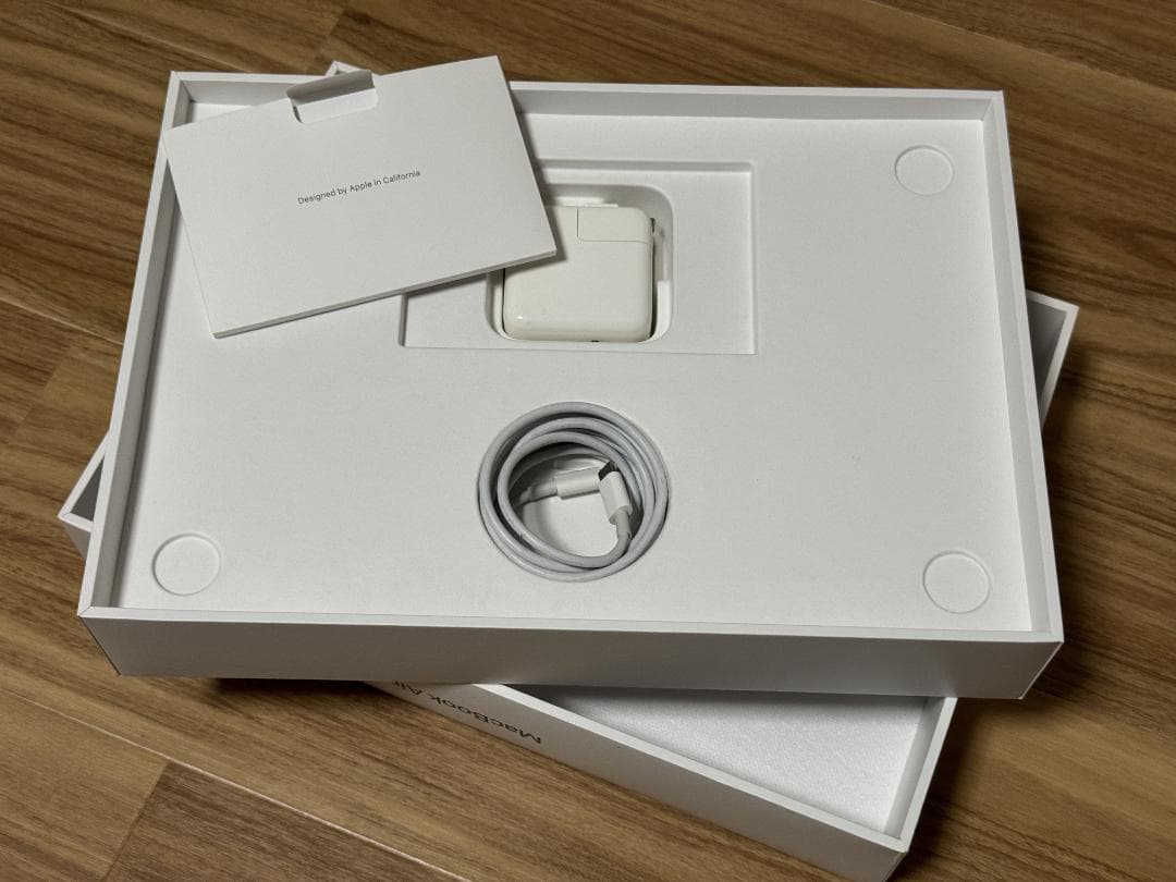 MacBook Air (Retina, 13-inch, 2020) シルバー