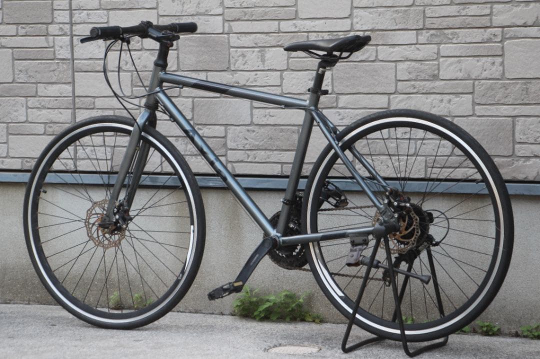 引き取り限定♪Axia♪前後ディスクブレーキ装備♪通勤通学やレジャーなどに♪