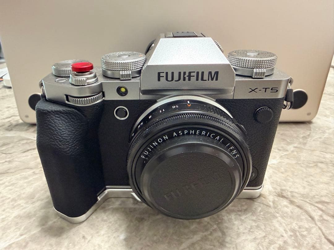 FUJIFILM X-T5 本体