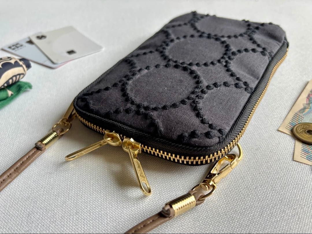 ラスト❗️【スマホショルダー】ミナペルホネン タンバリン charcoal