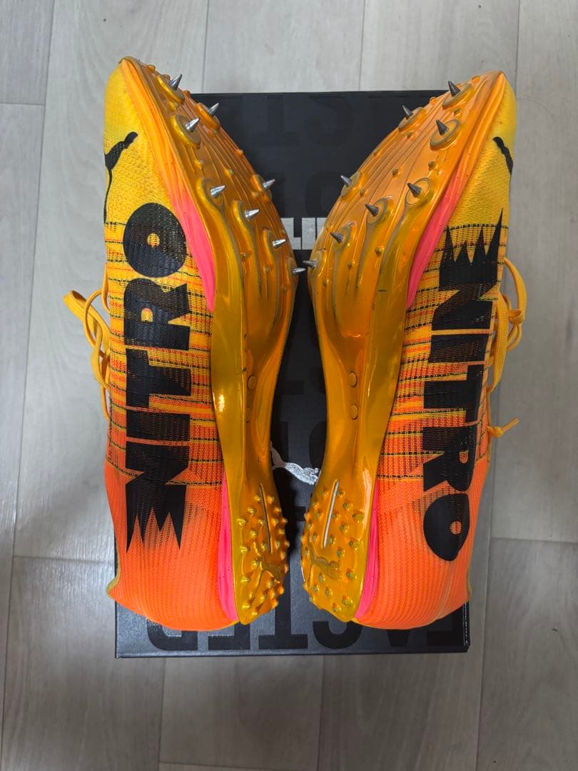 PUMA NITRO 400スパイクシューズ オレンジ/イエロー 収納袋付き