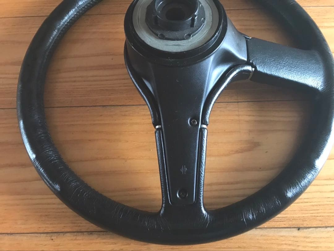 超早い者勝ち!21日迄限定超特価! 希少7thスカイライン前期GT系ステアリング